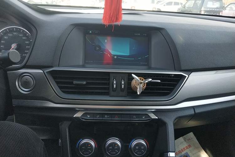 Used Haval H6 2018 Red-Label Sport Edition 1.5T Automatic Two-Wheel Drive Elite Model Audio And AC Panel