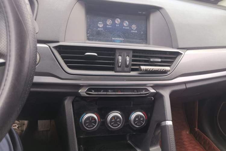 Used Haval H6 2018 Blue Label Sport Edition 1.5T Automatic Two-Wheel Drive Elite Model Audio And AC Panel