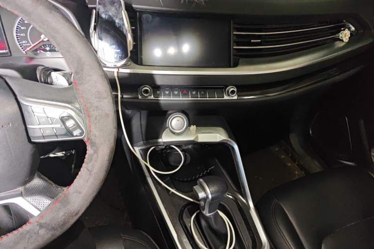 Used Haval H6 2018 Red-Label 1.5T Automatic Luxury Model Audio And AC Panel