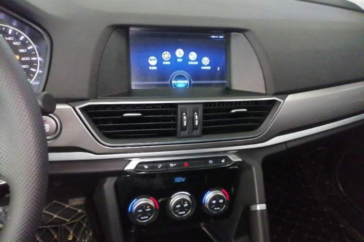 Used Haval H6 2018 Sport Edition 1.5T Automatic Two-Wheel Drive Elite Model China V Standard Audio And AC Panel