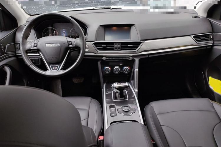 Used Haval H6 2018 Red-Label Sport Edition 1.5T Automatic Two-Wheel Drive Elite Model Center Console