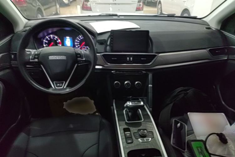 Used Haval H6 2018 Red-Label Sport Edition 1.5T Automatic Two-Wheel Drive Elite Model Center Console