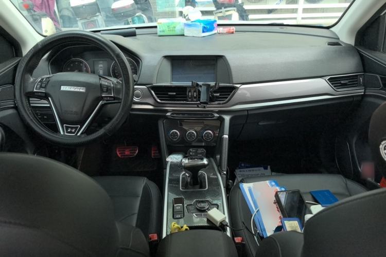 Used Haval H6 2018 Red-Label Sport Edition 1.5T Automatic Two-Wheel Drive Elite Model Center Console