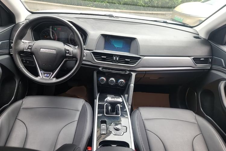 Used Haval H6 2018 Blue Label Sport Edition 1.5T Automatic Two-Wheel Drive Elite Model Center Console