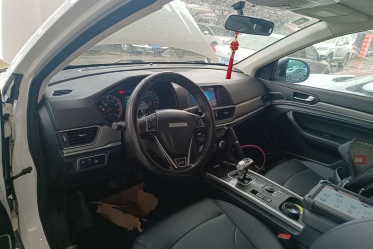 Used Haval H6 2018 Red-Label Sport Edition 1.5T Automatic Two-Wheel Drive Elite Model Center Console
