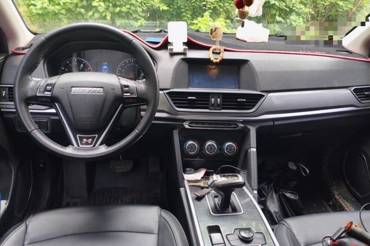 Used Haval H6 2018 Red-Label Sport Edition 1.5T Automatic Two-Wheel Drive Elite Model Center Console