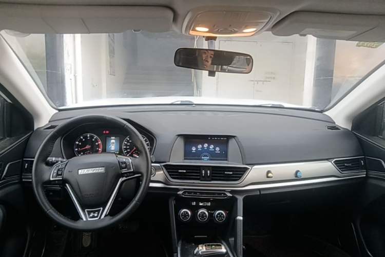 Used Haval H6  Center Console