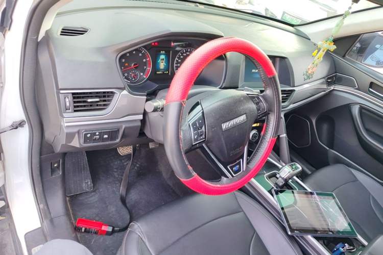 Used Haval H6 2018 Blue Label Sport Edition 1.5T Automatic Two-Wheel Drive Elite Model Center Console