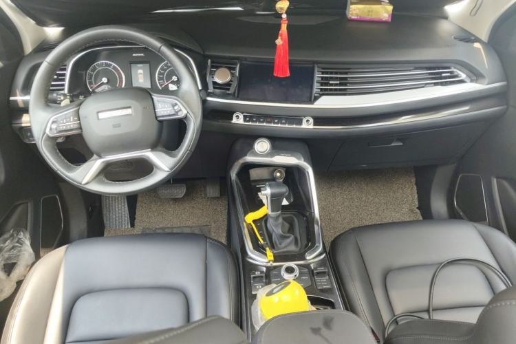 Used Haval H6 2018 Blue-Label 1.5T Automatic Luxury Model Center Console