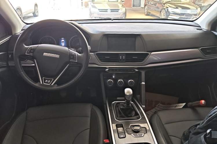 Used Haval H6 2018 Blue Label Sport Edition 1.5T Manual Two-Wheel Drive Elite Model Center Console