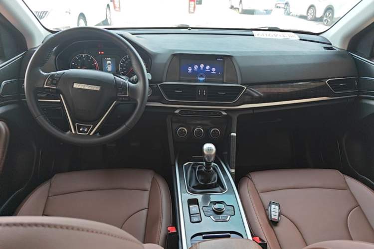 Used Haval H6 2018 Blue Label Sport Edition 1.5T Manual Two-Wheel Drive Elite Model Center Console
