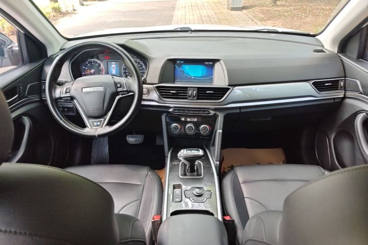Used Haval H6 2018 Blue Label Sport Edition 1.5T Automatic Two-Wheel Drive Elite Model Center Console