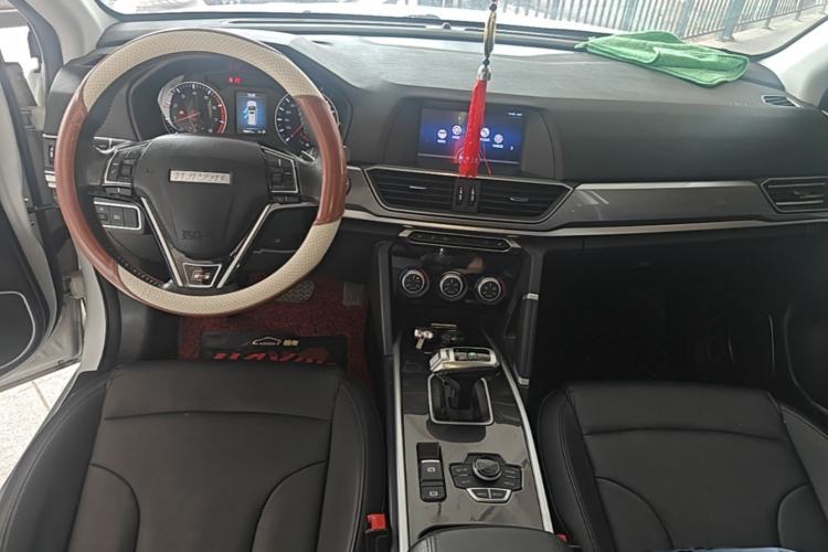 Used Haval H6 2018 Red-Label Sport Edition 1.5T Automatic Two-Wheel Drive Elite Model Center Console