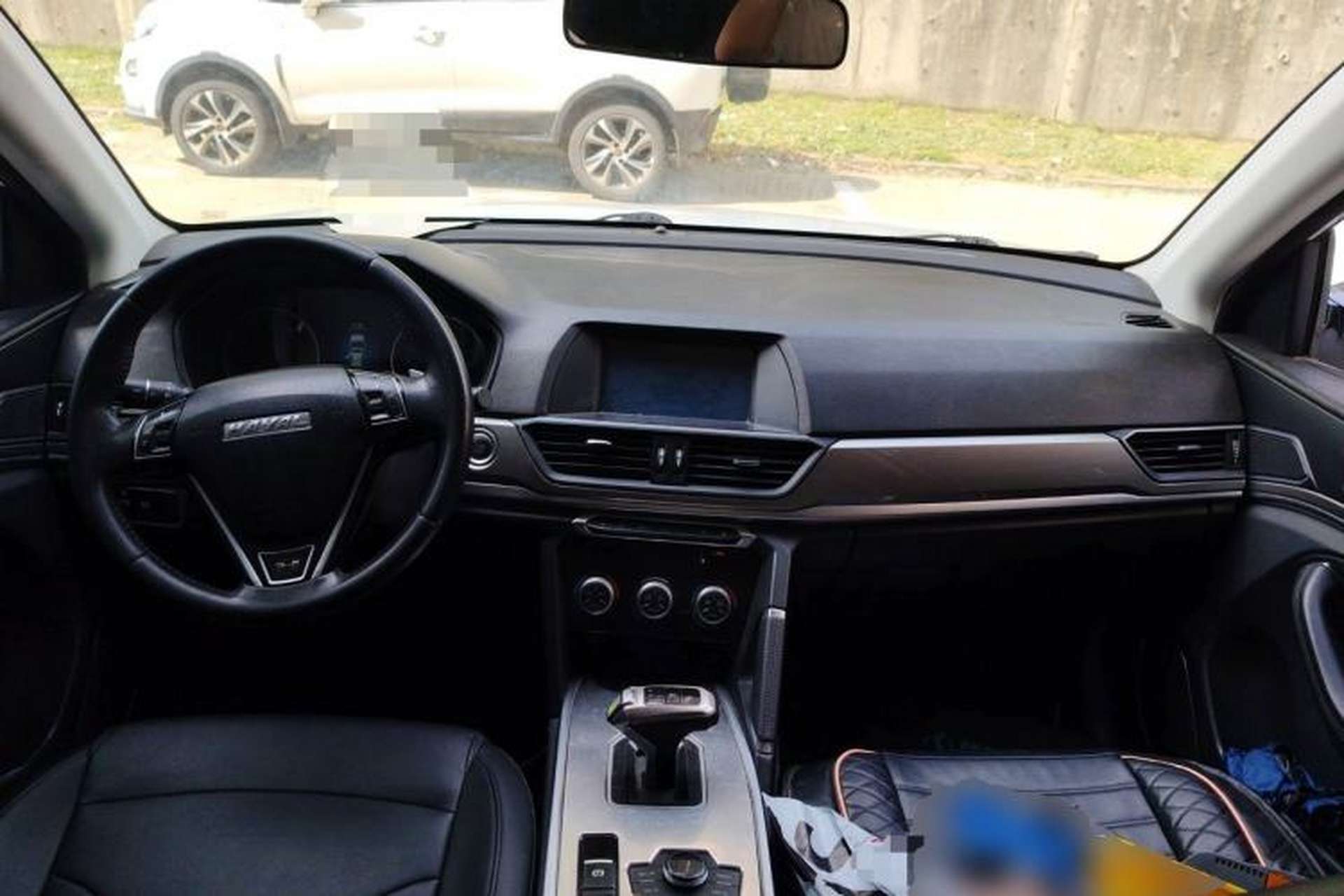 Used Haval H6 2018 Red-Label Sport Edition 1.5T Automatic Two-Wheel Drive Elite Model Center Console