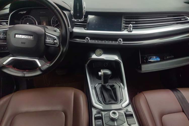 Used Haval H6 2018 Blue-Label 1.5T Automatic Luxury Model Center Console