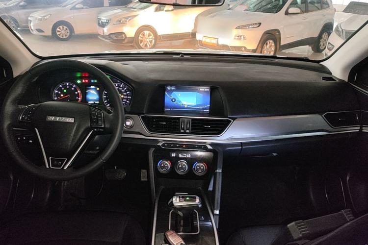 Used Haval H6 2018 Red-Label Sport Edition 1.5T Automatic Two-Wheel Drive Elite Model Center Console
