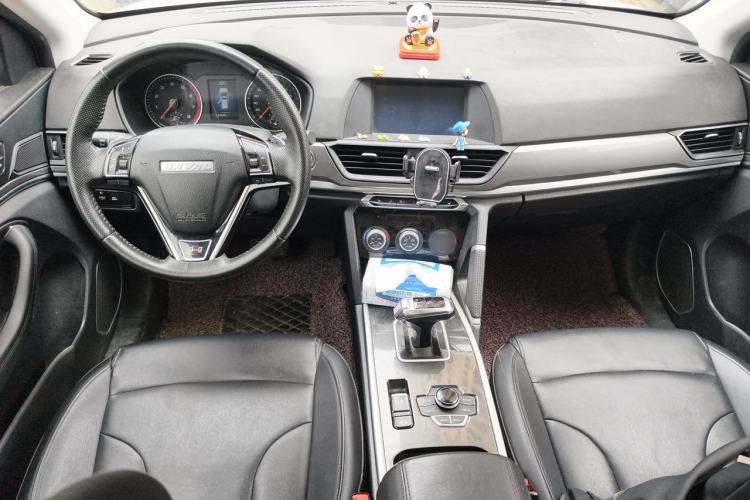 Used Haval H6 2018 Sport Edition 1.5T Automatic Two-Wheel Drive Elite Model China V Standard Center Console