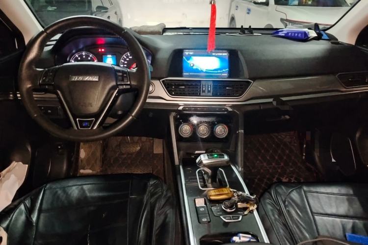 Used Haval H6 2018 Blue Label Sport Edition 1.5T Automatic Two-Wheel Drive Elite Model Center Console