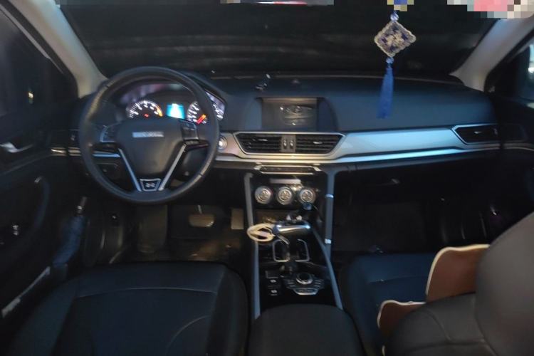 Used Haval H6 2018 Red-Label Sport Edition 1.5T Automatic Two-Wheel Drive Elite Model Center Console