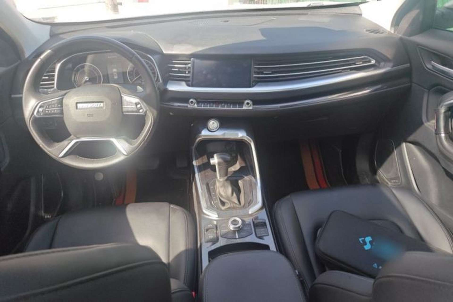 Used Haval H6 2018 Red-Label 1.5T Automatic Luxury Model Center Console