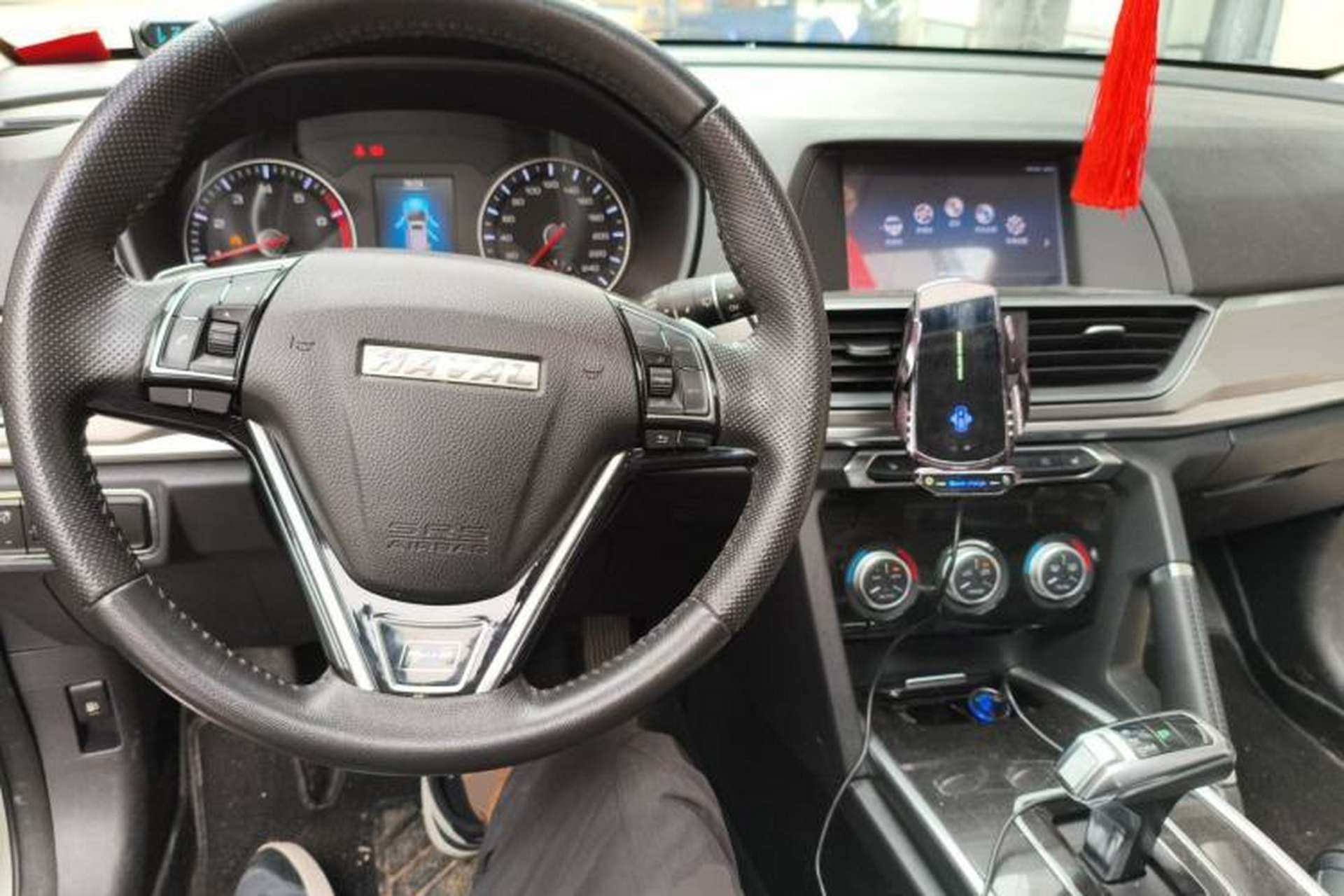 Used Haval H6 2018 Blue Label Sport Edition 1.5T Automatic Two-Wheel Drive Elite Model Center Console