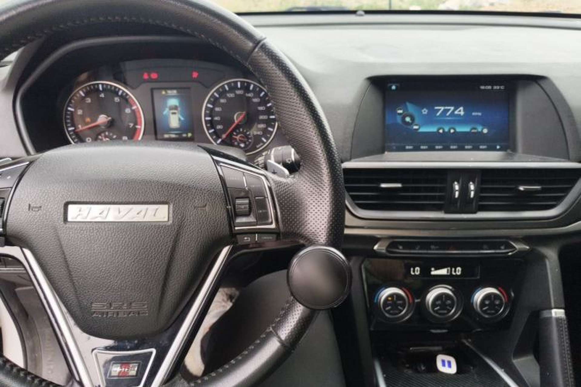 Used Haval H6 2018 Red-Label Sport Edition 1.5T Automatic Two-Wheel Drive Elite Model Center Console