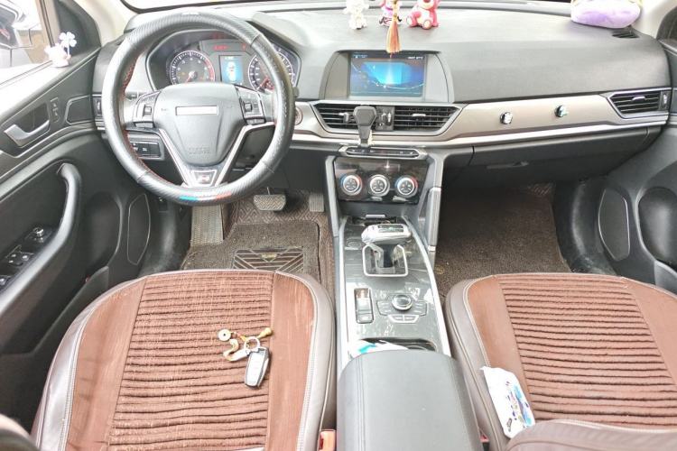 Used Haval H6 2018 Red-Label Sport Edition 1.5T Automatic Two-Wheel Drive Elite Model Center Console