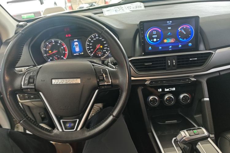 Used Haval H6 2018 Sport Edition 1.5T Automatic Two-Wheel Drive Elite Model China V Standard Center Console