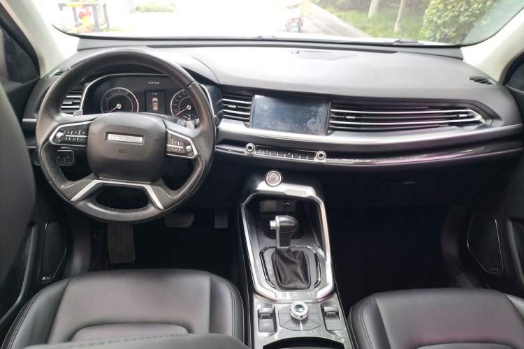 Used Haval H6 2018 Blue-Label 1.5T Automatic Luxury Model Center Console