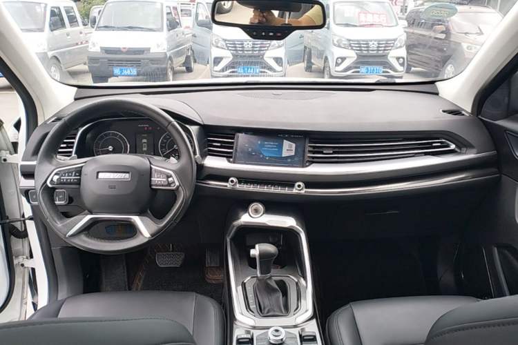 Used Haval H6 2018 Blue-Label 1.5T Automatic Luxury Model Center Console