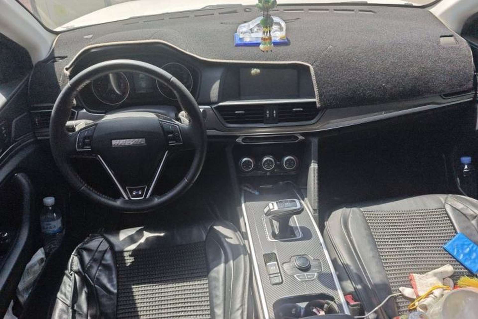 Used Haval H6 2018 Blue Label Sport Edition 1.5T Automatic Two-Wheel Drive Elite Model Center Console