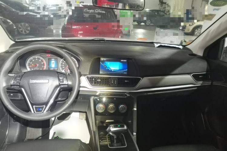 Used Haval H6 2018 Blue Label Sport Edition 1.5T Automatic Two-Wheel Drive Elite Model Center Console