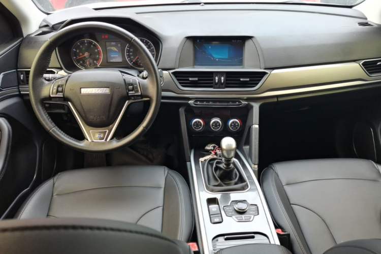 Used Haval H6 2018 Blue Label Sport Edition 1.5T Manual Two-Wheel Drive Elite Model Center Console