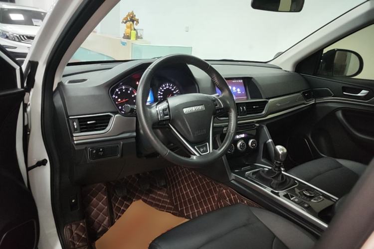Used Haval H6 2018 Blue Label Sport Edition 1.5T Manual Two-Wheel Drive Elite Model Center Console