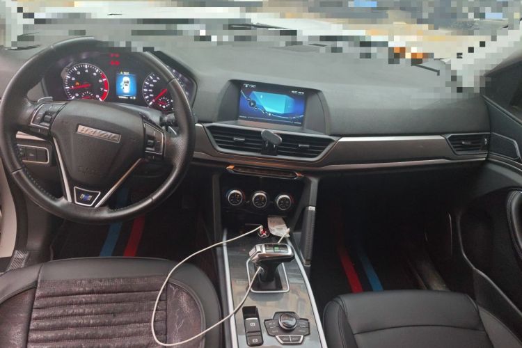 Used Haval H6 2018 Blue Label Sport Edition 1.5T Automatic Two-Wheel Drive Elite Model Center Console