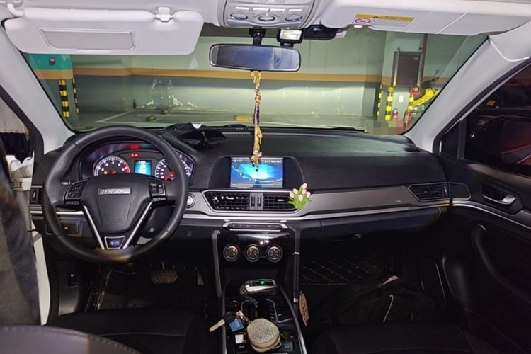 Used Haval H6 2018 Blue Label Sport Edition 1.5T Automatic Two-Wheel Drive Elite Model Center Console