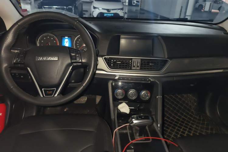 Used Haval H6 2018 Red-Label Sport Edition 1.5T Automatic Two-Wheel Drive Elite Model Center Console