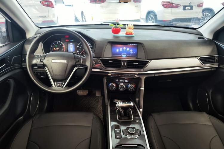 Used Haval H6 2018 Red-Label Sport Edition 1.5T Automatic Two-Wheel Drive Elite Model Center Console