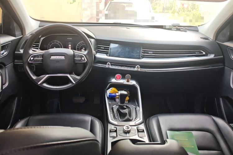 Used Haval H6 2018 Blue-Label 1.5T Automatic Luxury Model Center Console