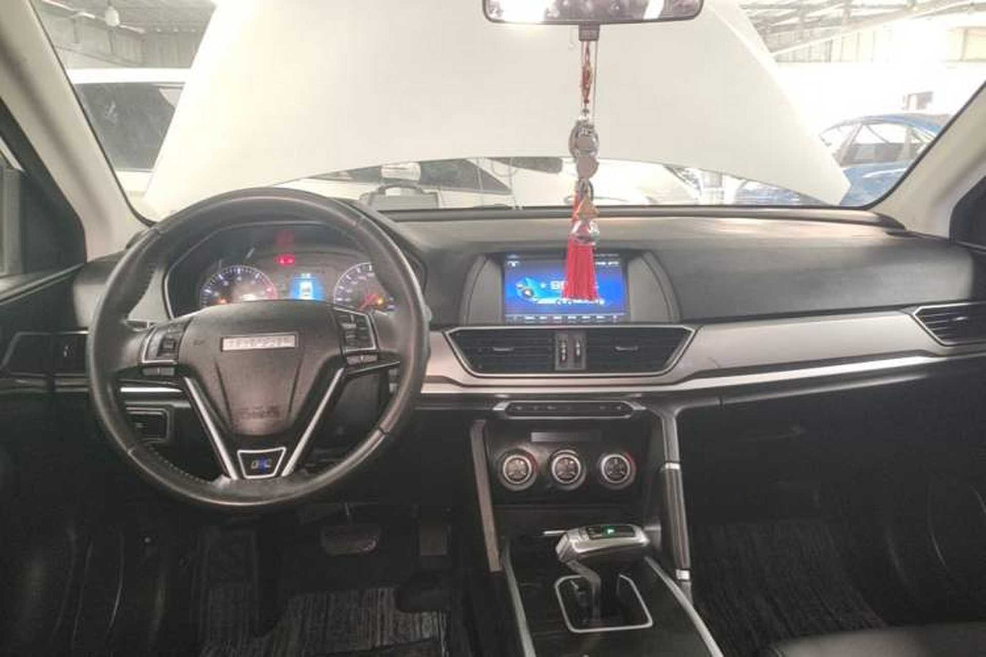 Used Haval H6 2018 Blue Label Sport Edition 1.5T Automatic Two-Wheel Drive Elite Model Center Console