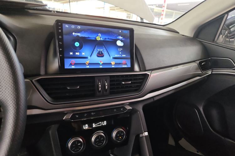 Used Haval H6 2018 Blue Label Sport Edition 1.5T Automatic Two-Wheel Drive Elite Model Center Console