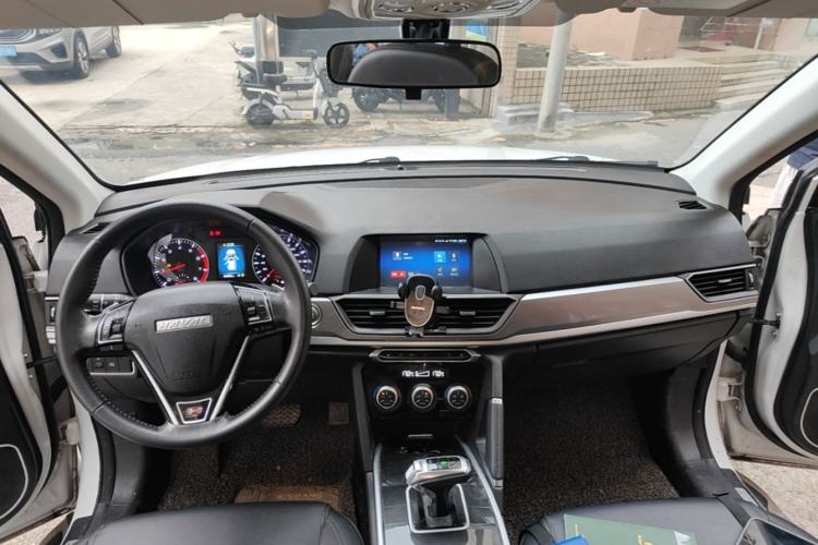 Used Haval H6 2018 Red-Label Sport Edition 1.5T Automatic Two-Wheel Drive Elite Model Center Console