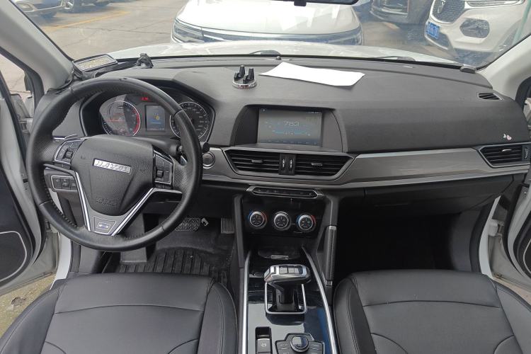 Used Haval H6 2018 Blue Label Sport Edition 1.5T Automatic Two-Wheel Drive Elite Model Center Console