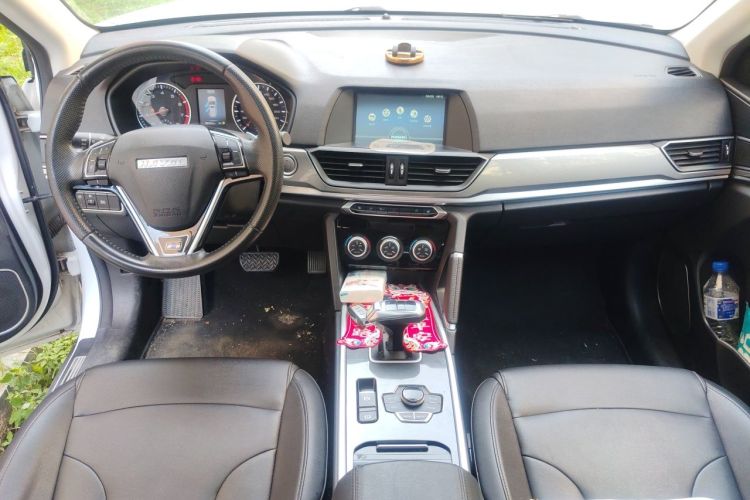 Used Haval H6 2018 Blue Label Sport Edition 1.5T Automatic Two-Wheel Drive Elite Model Center Console