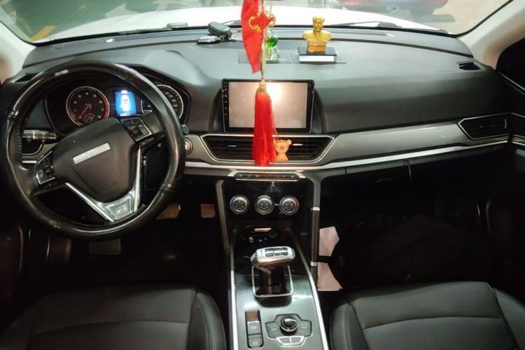 Used Haval H6 2018 Red-Label Sport Edition 1.5T Automatic Two-Wheel Drive Elite Model Center Console