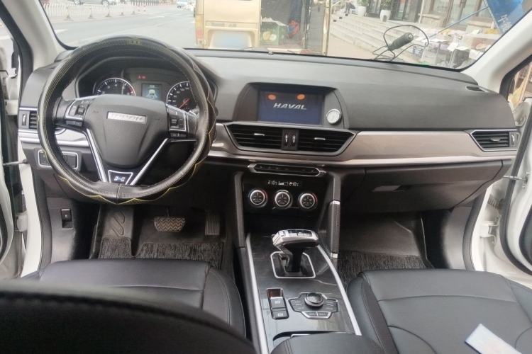 Used Haval H6 2018 Blue Label Sport Edition 1.5T Automatic Two-Wheel Drive Prestige Model Center Console