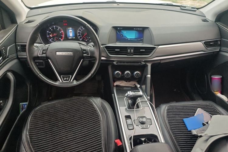 Used Haval H6 2018 Sport Edition 1.5T Automatic Two-Wheel Drive Elite Model China V Standard Center Console