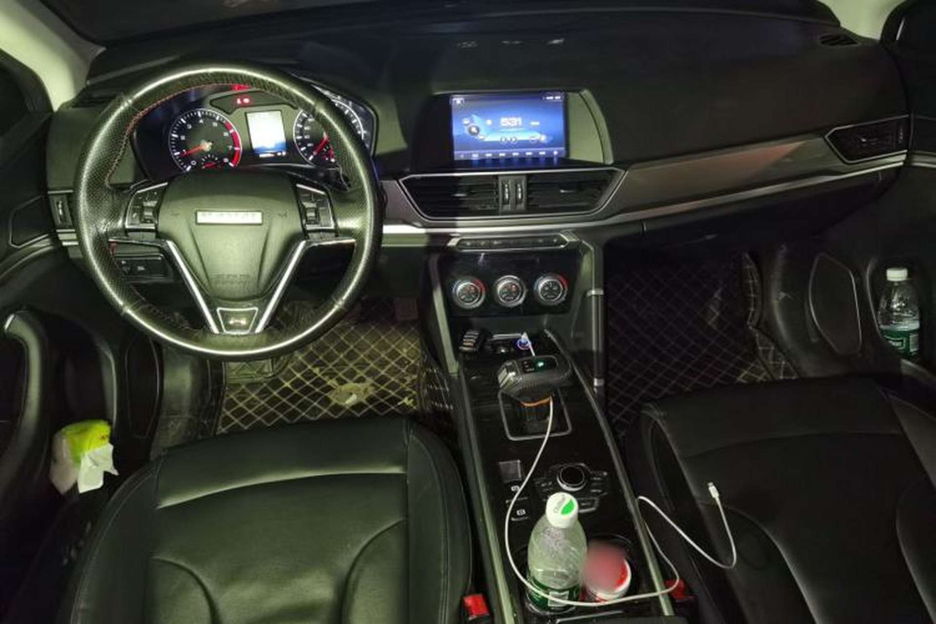Used Haval H6 2018 Sport Edition 1.5T Automatic Two-Wheel Drive Elite Model China V Standard Center Console