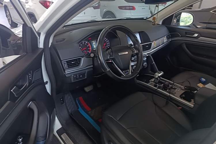 Used Haval H6 2018 Blue Label Sport Edition 1.5T Automatic Two-Wheel Drive Elite Model Driver Seat
