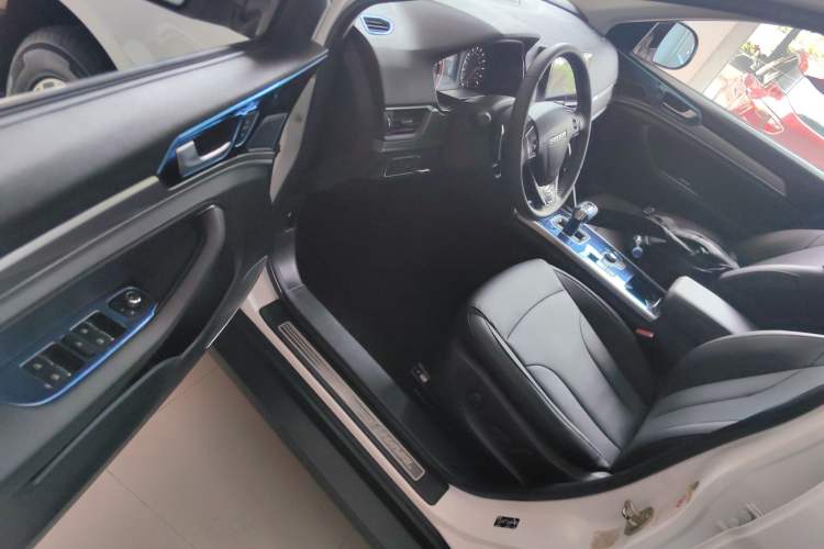 Used Haval H6 2018 Blue Label Sport Edition 1.5T Automatic Two-Wheel Drive Elite Model Driver Seat